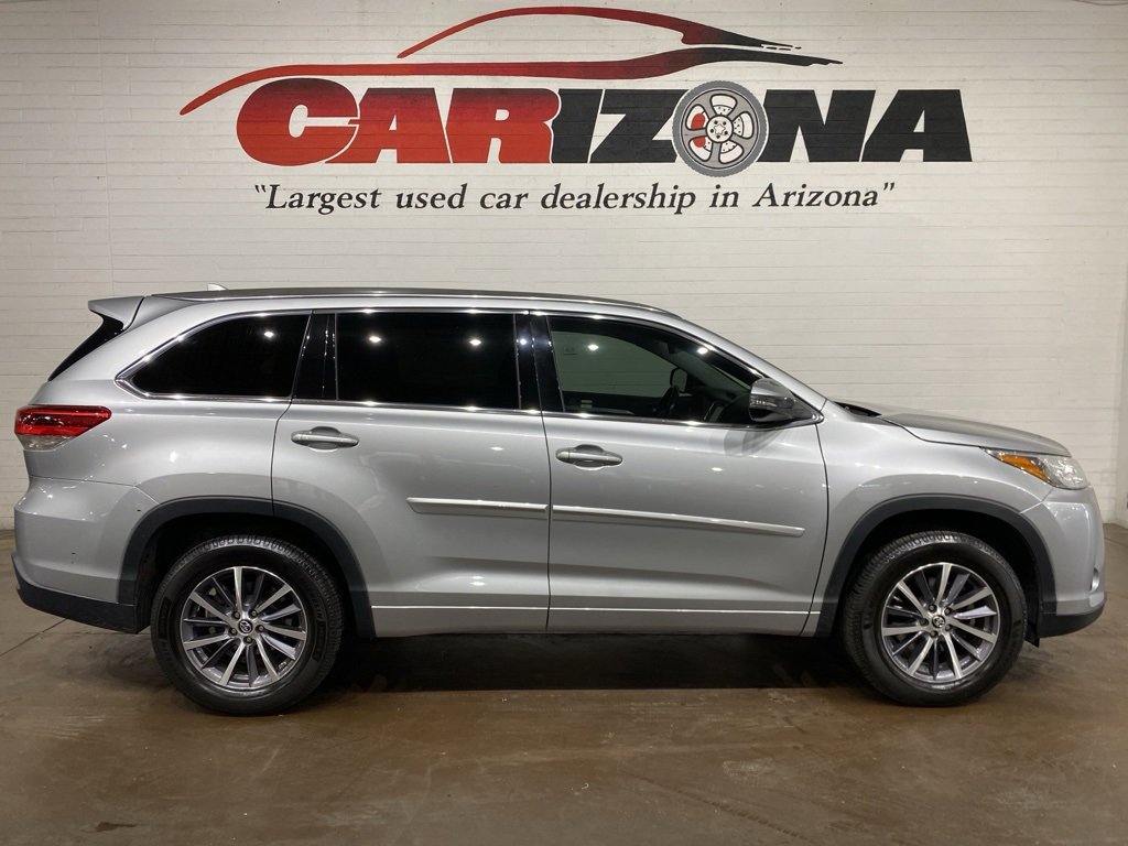 Used 2017 Toyota Highlander XLE