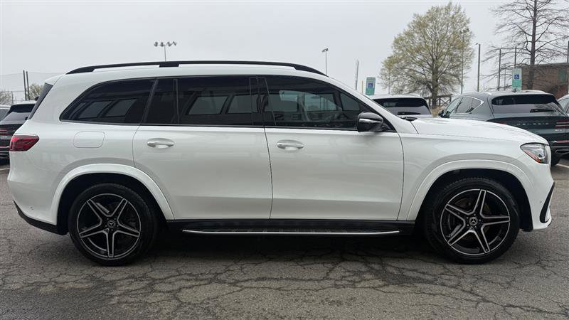 Used 2024 Mercedes-Benz GLS 450 4MATIC w/ AMG Line Exterior image 6