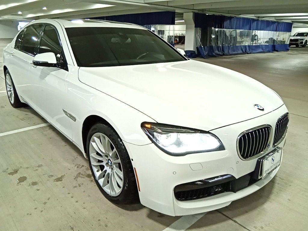Used 2015 BMW ALPINA B7 xDrive image 5