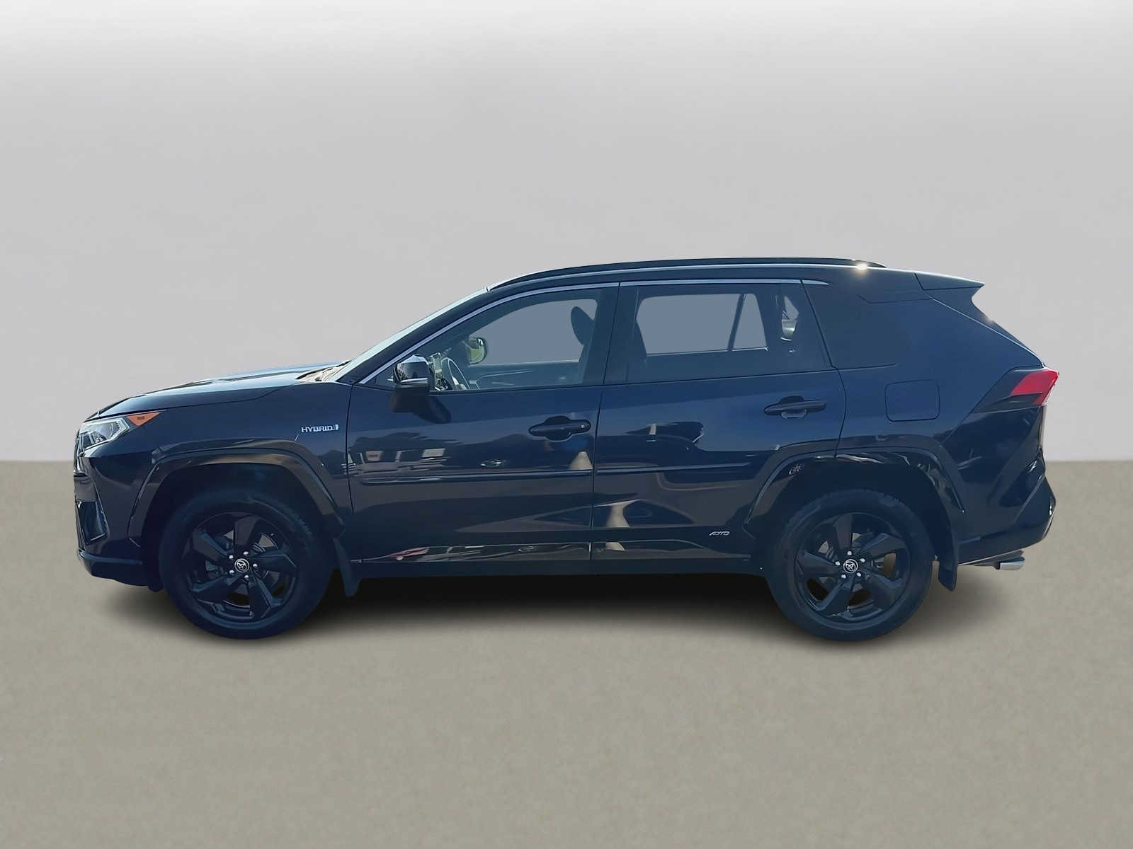 Used 2020 Toyota RAV4 XSE AWD/4WD image 5