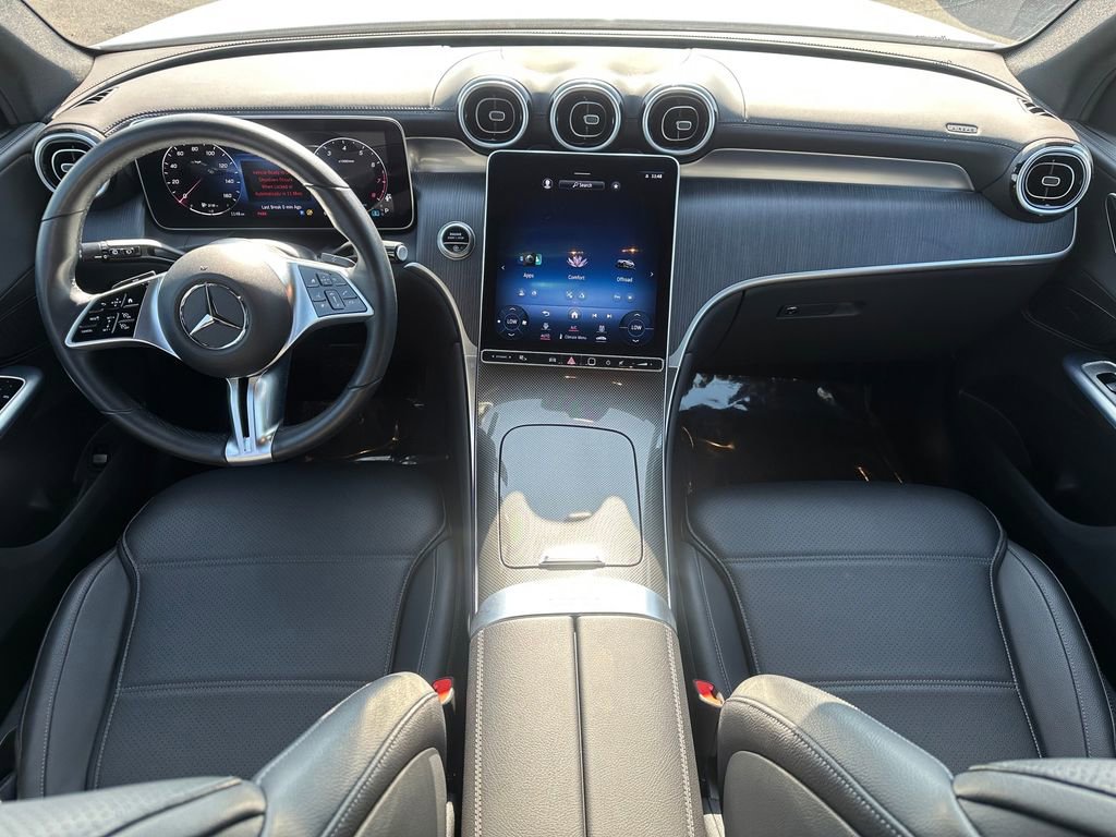 Used 2024 Mercedes-Benz GLC 300 4MATIC image 21