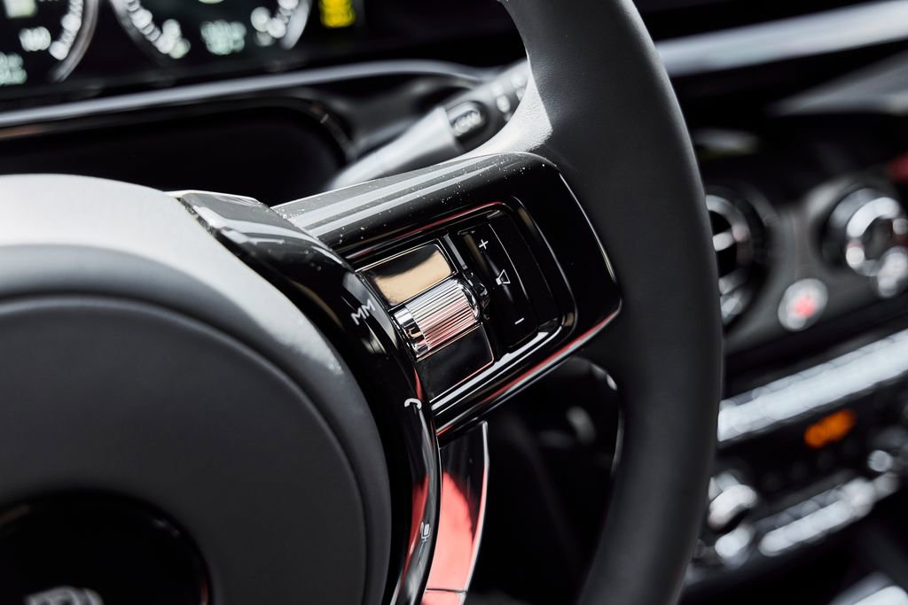 Used 2024 Rolls-Royce Phantom Sedan RWD image 78