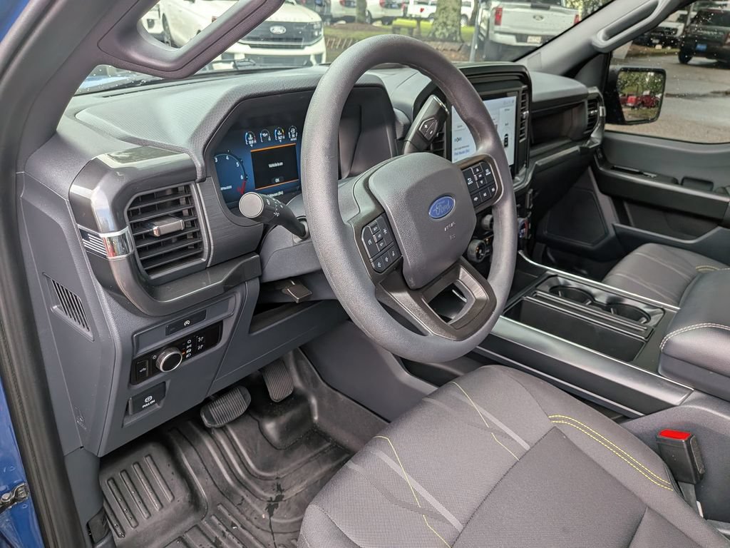 Used 2025 Ford F150 STX RWD image 31
