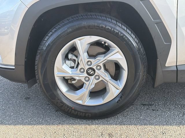 Certified 2023 Hyundai Tucson SE FWD image 13