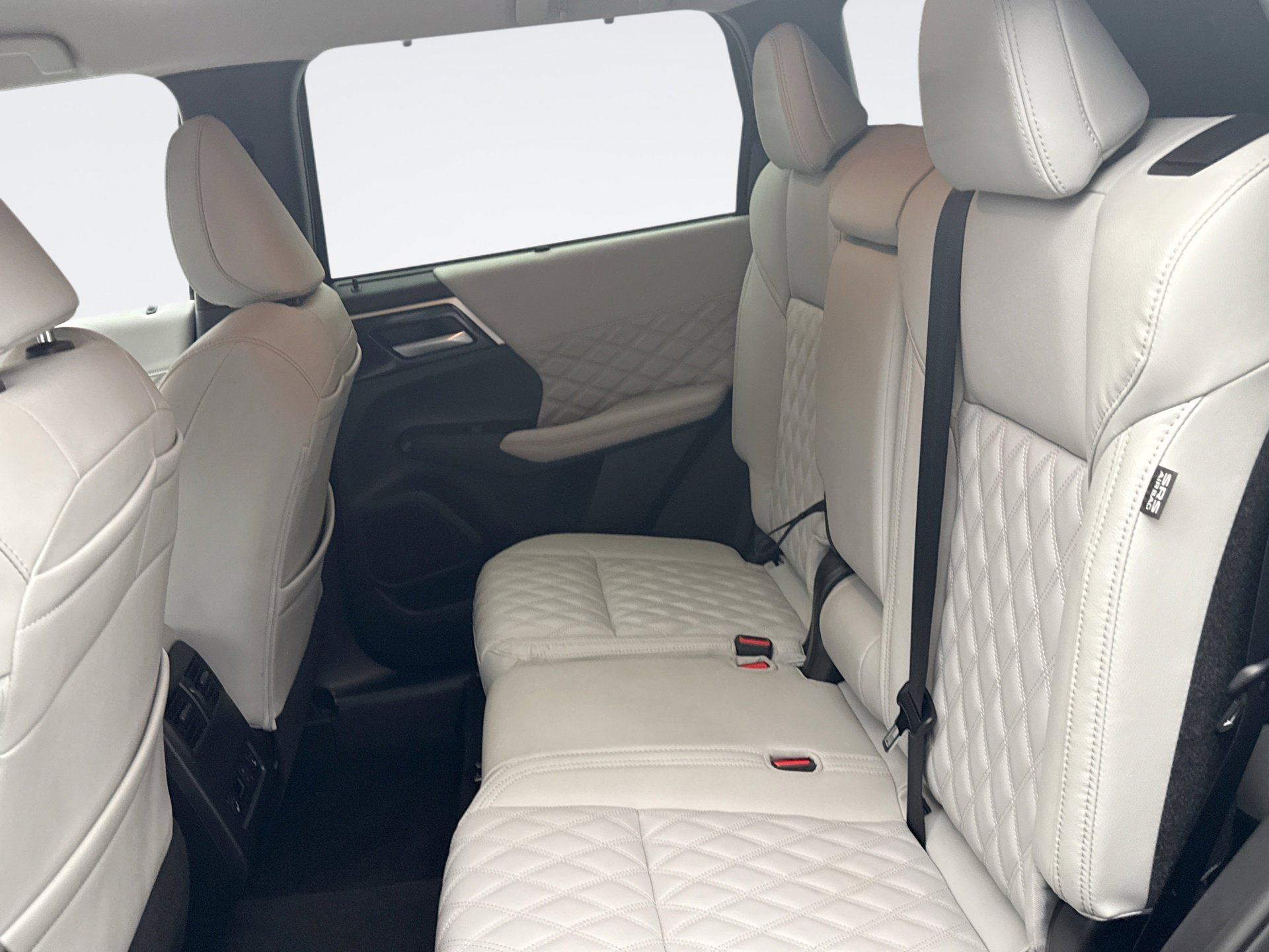 Used 2024 Mitsubishi Outlander SEL image 19
