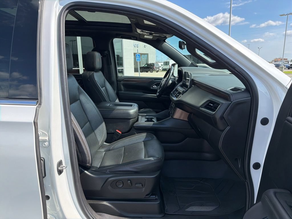 Used 2023 Chevrolet Tahoe High Country w/ Premium Package 2 AWD/4WD image 23