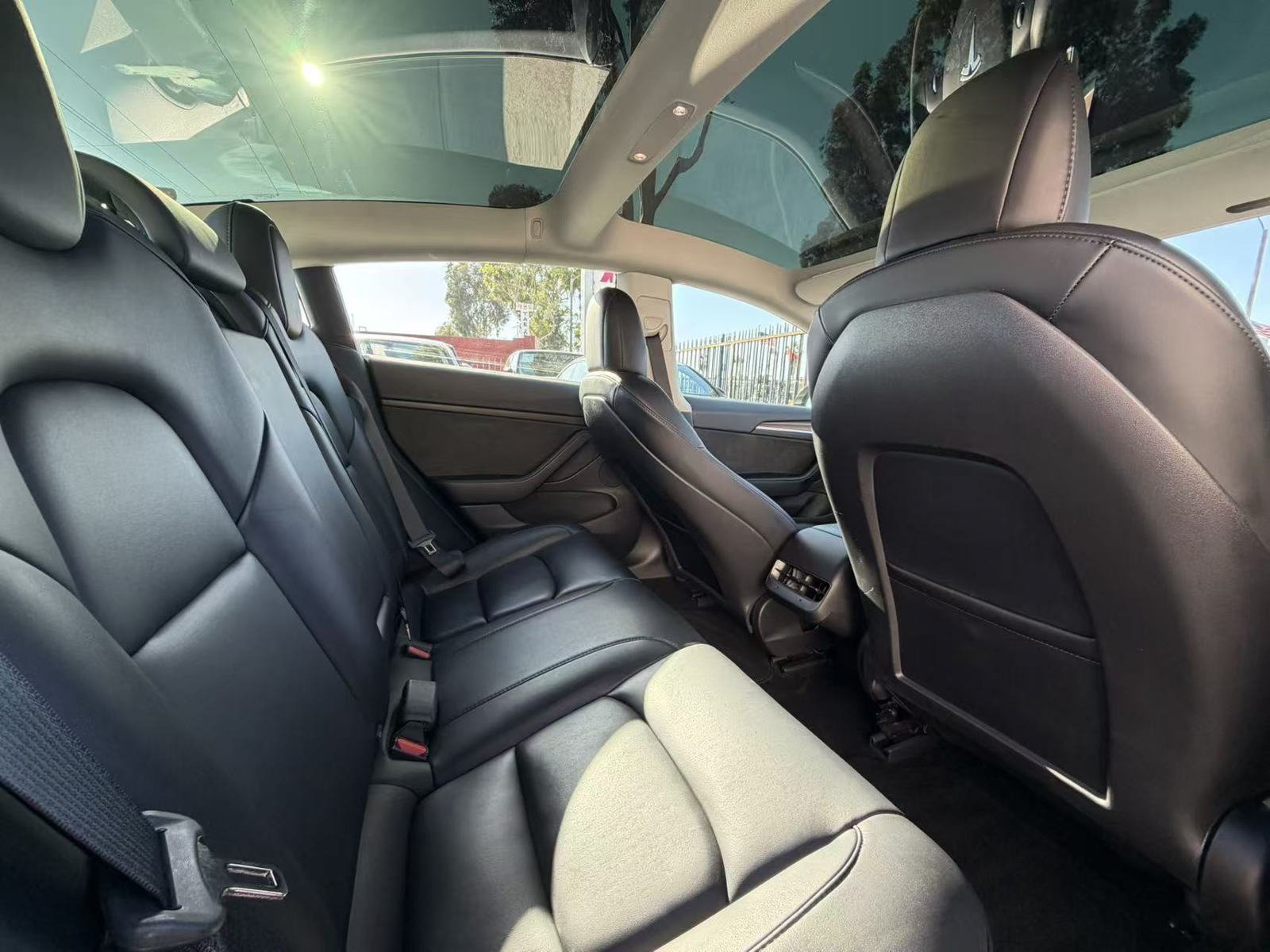 Used 2023 Tesla Model 3 Standard Range RWD image 10