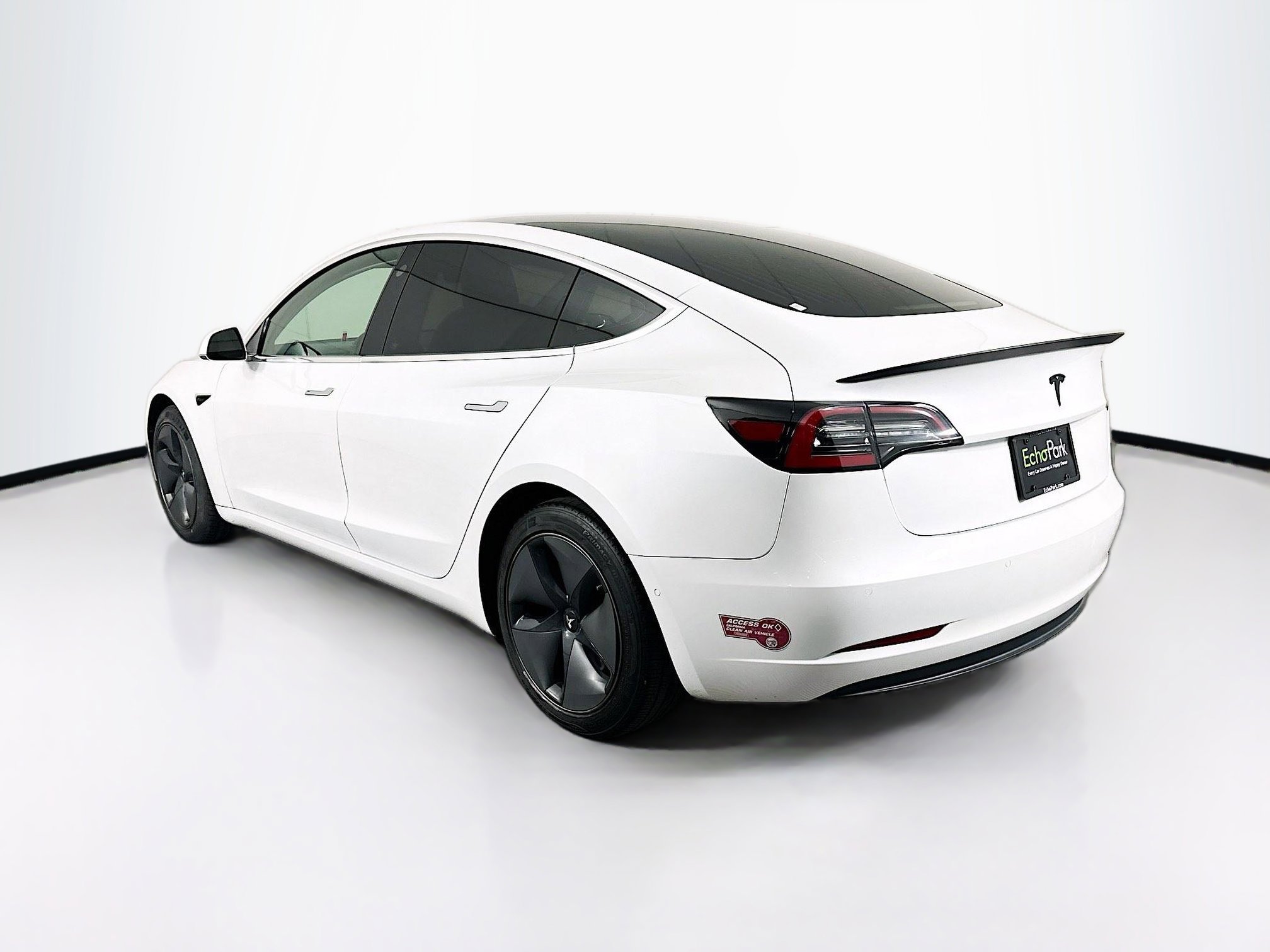 Used 2020 Tesla Model 3 Standard Range Plus RWD image 5