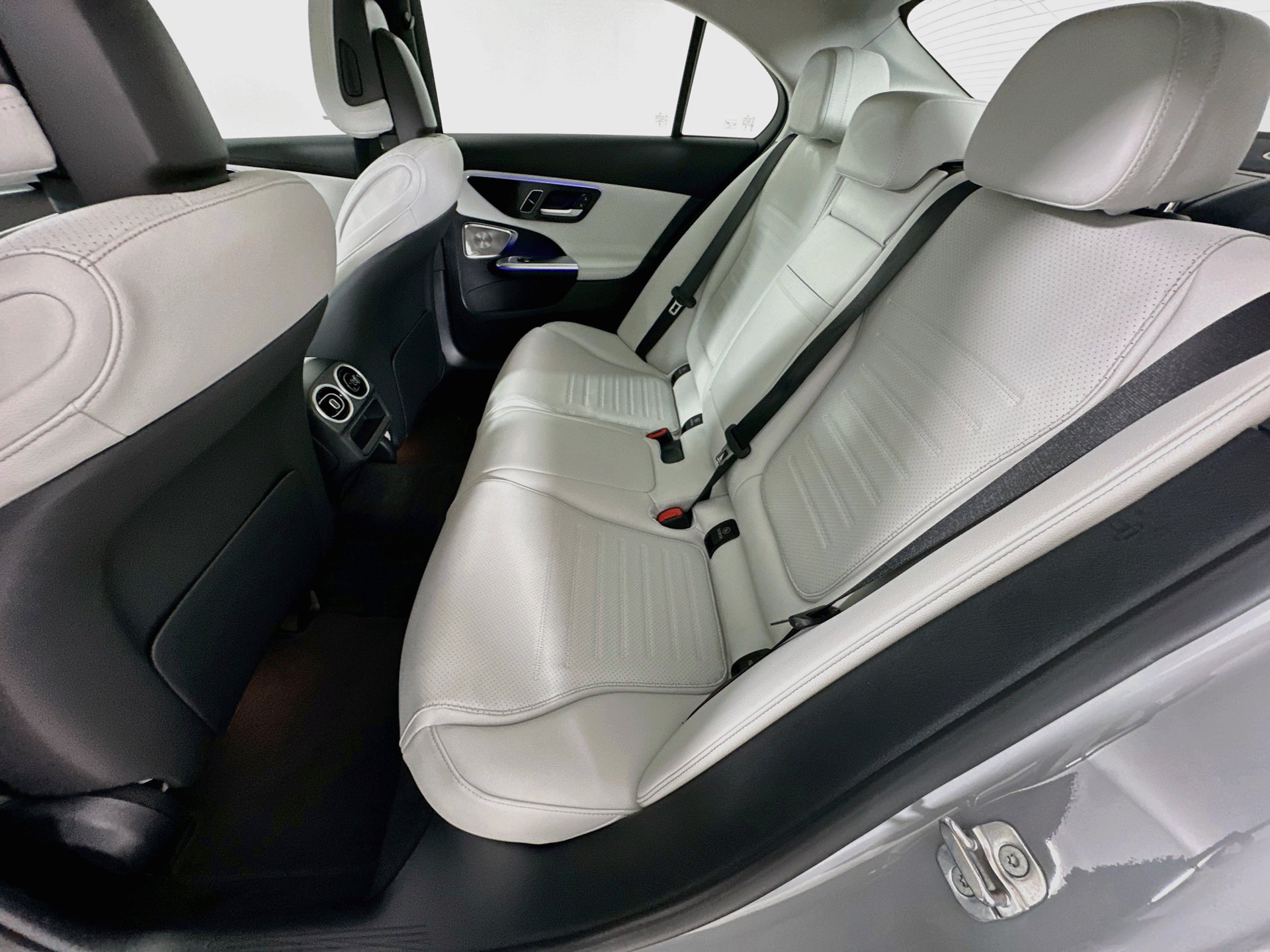 New 2026 Mercedes-Benz C 300 Sedan image 27