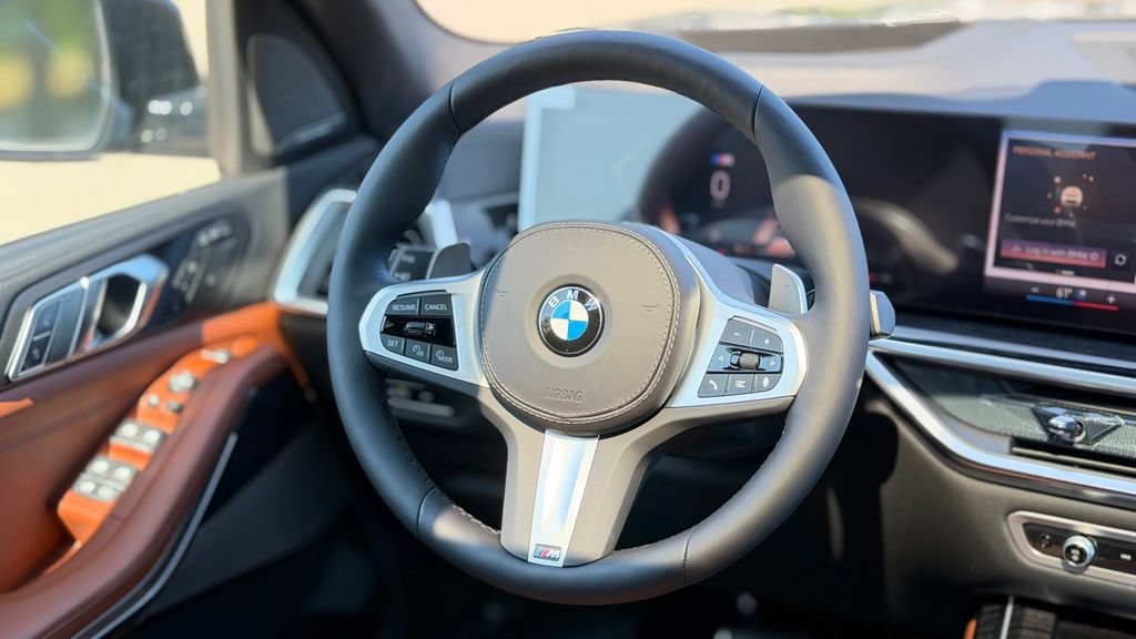 New 2027 BMW X7 xDrive40i w/ M Sport Package AWD/4WD image 13