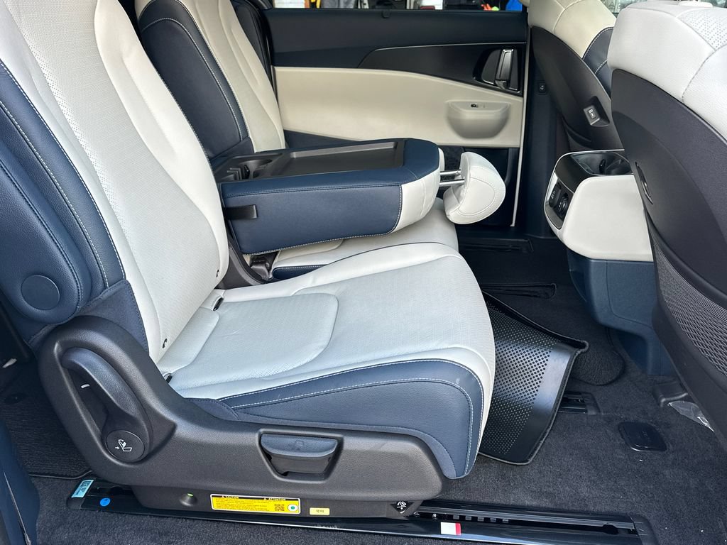 New 2026 Kia Carnival SX Prestige FWD image 15