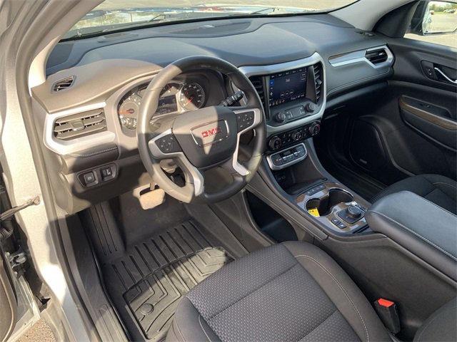 Certified 2023 GMC Acadia SLE w/ Driver Convenience Package image 10