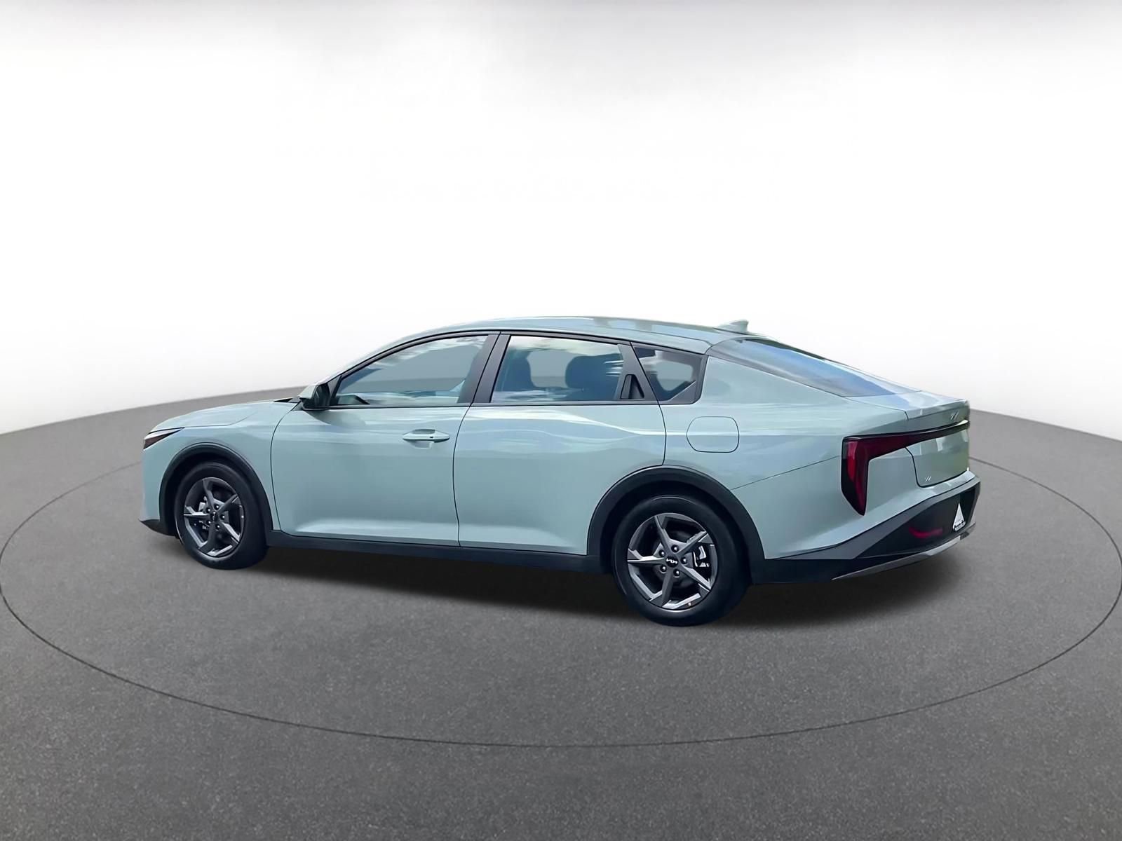 Used 2025 Kia K4 LXS FWD image 10