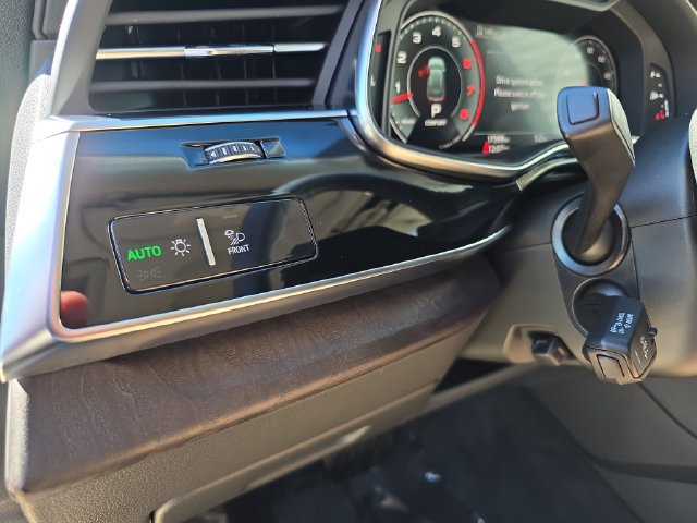 Used 2023 Audi Q8 Prestige w/ Prestige Package AWD/4WD image 29