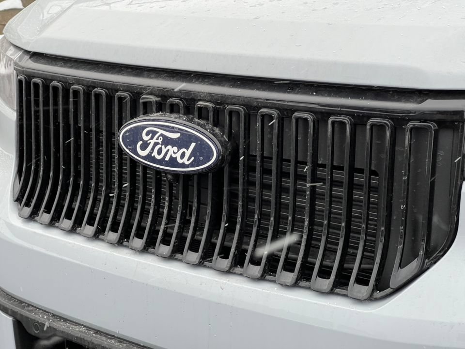 Used 2026 Ford Maverick Lobo AWD/4WD image 36