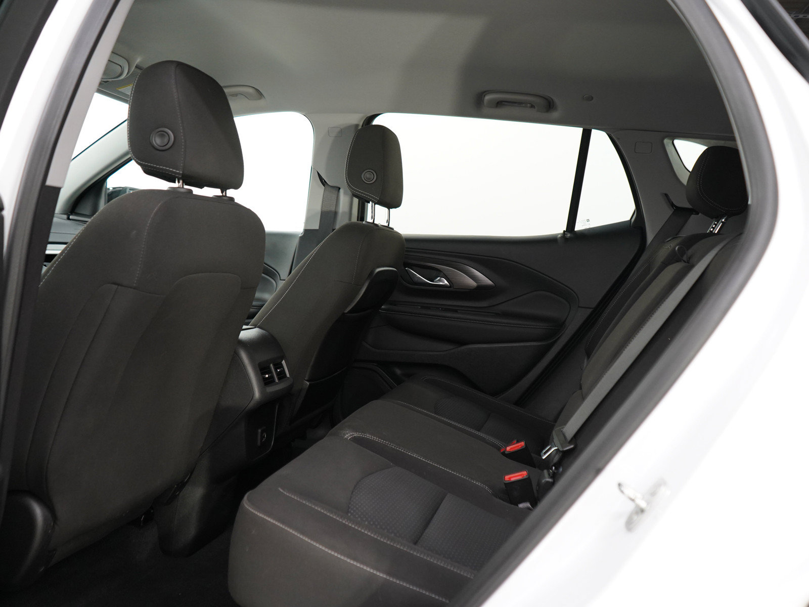 Used 2023 GMC Terrain SLE w/ Driver Convenience Package AWD/4WD image 18