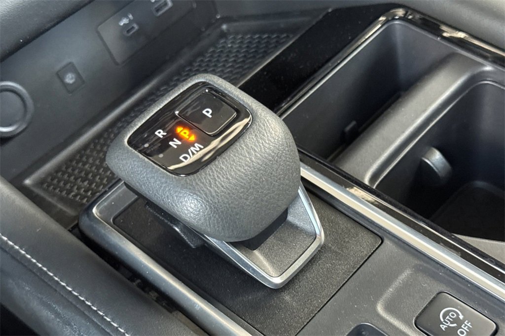 Certified 2024 Nissan Pathfinder SL image 24