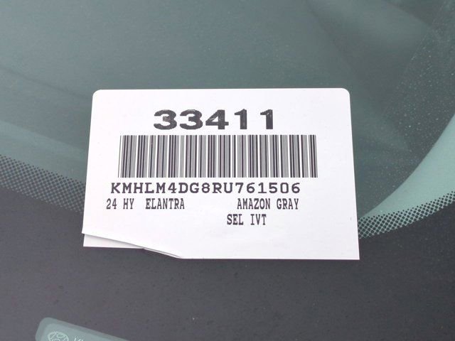 Used 2024 Hyundai Elantra SEL image 17