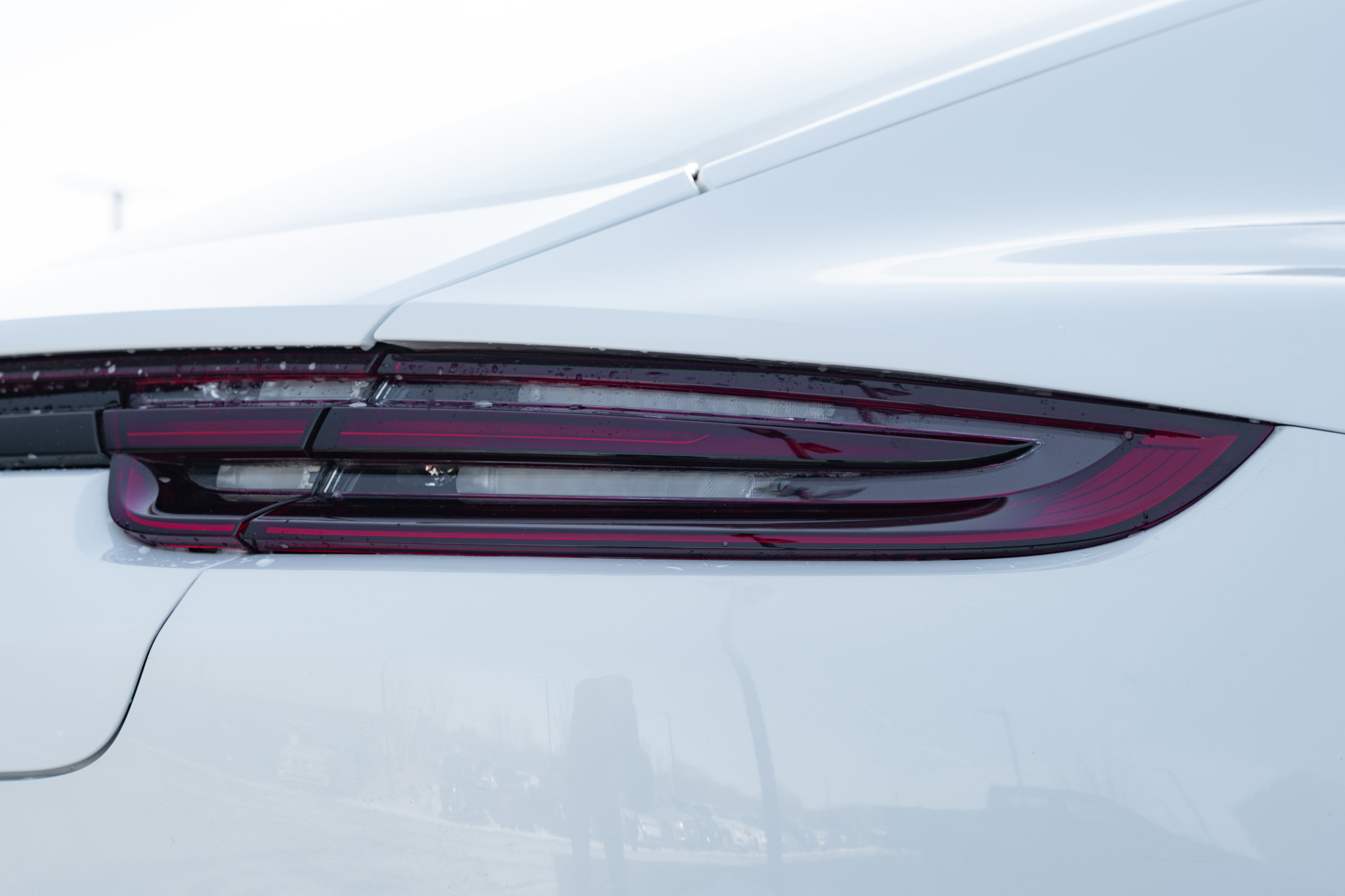 Used 2020 Porsche Panamera 4S image 34