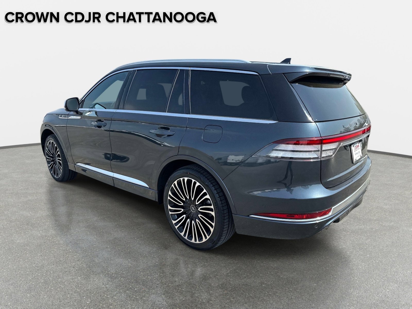Used 2020 Lincoln Aviator Black Label w/ Class IV Trailer Tow Package image 7