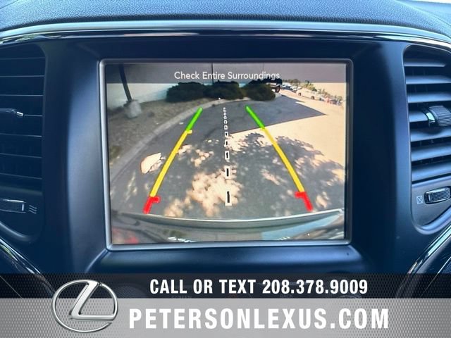 Used 2015 Jeep Grand Cherokee Summit w/ Platinum Series Group AWD/4WD image 18