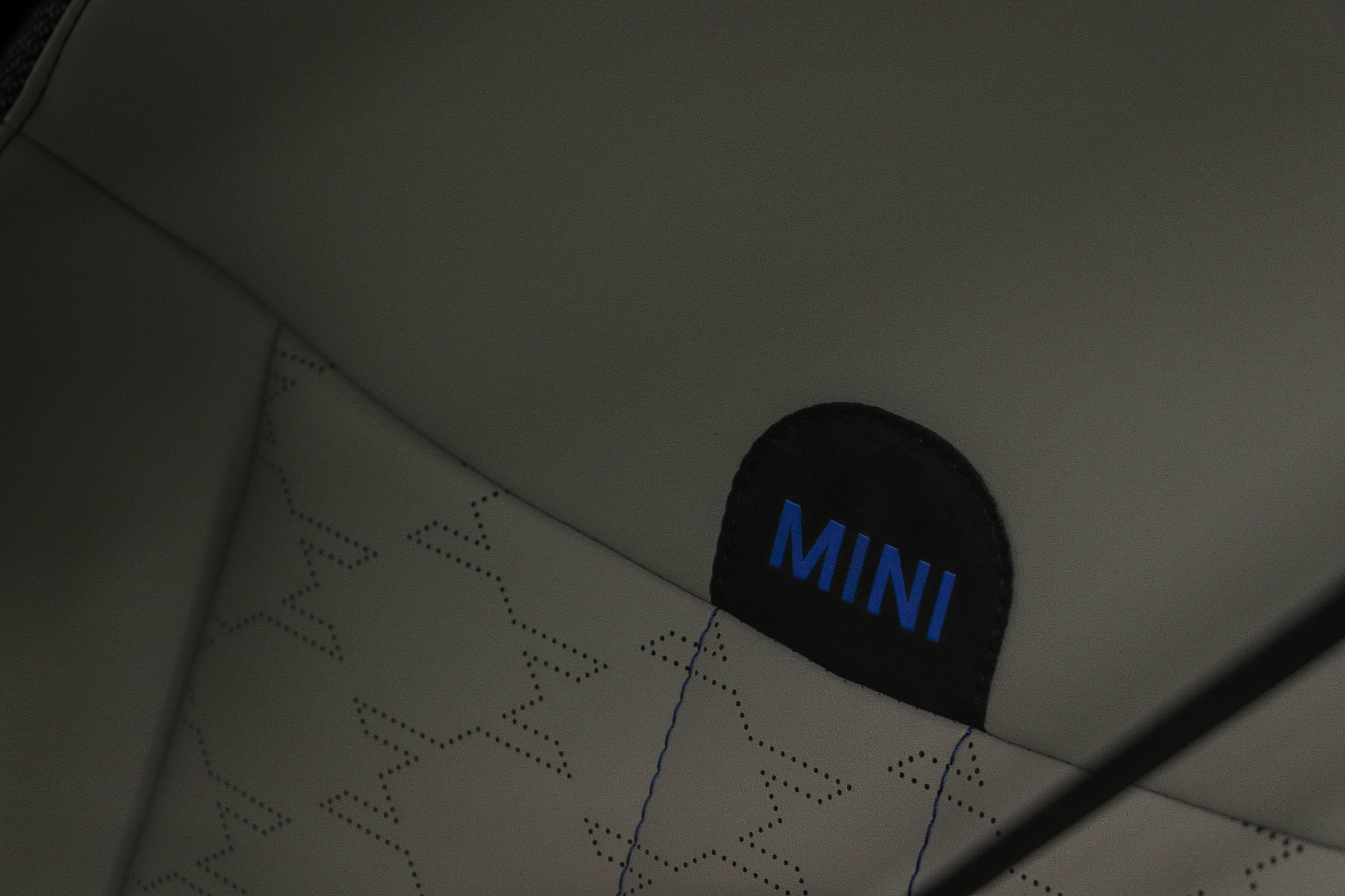 Used 2025 MINI Cooper S FWD image 22