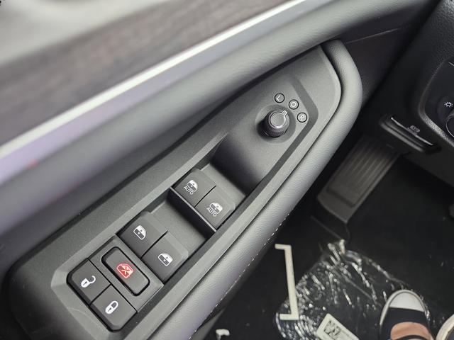 New 2025 Jeep Grand Cherokee L Limited w/ Luxury Tech Group II image 34