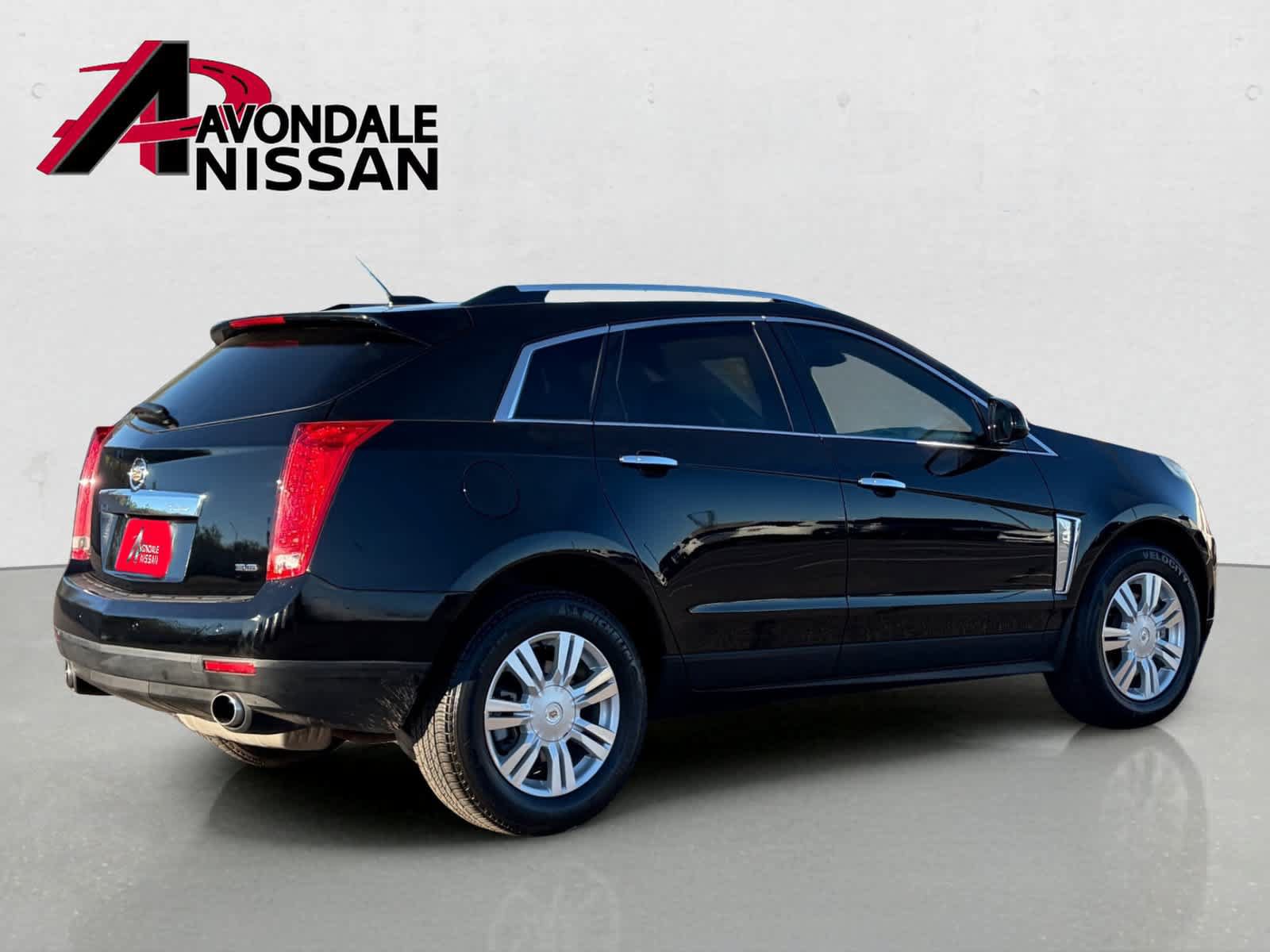 Used 2015 Cadillac SRX Luxury w/ Driver Awareness Package FWD image 7