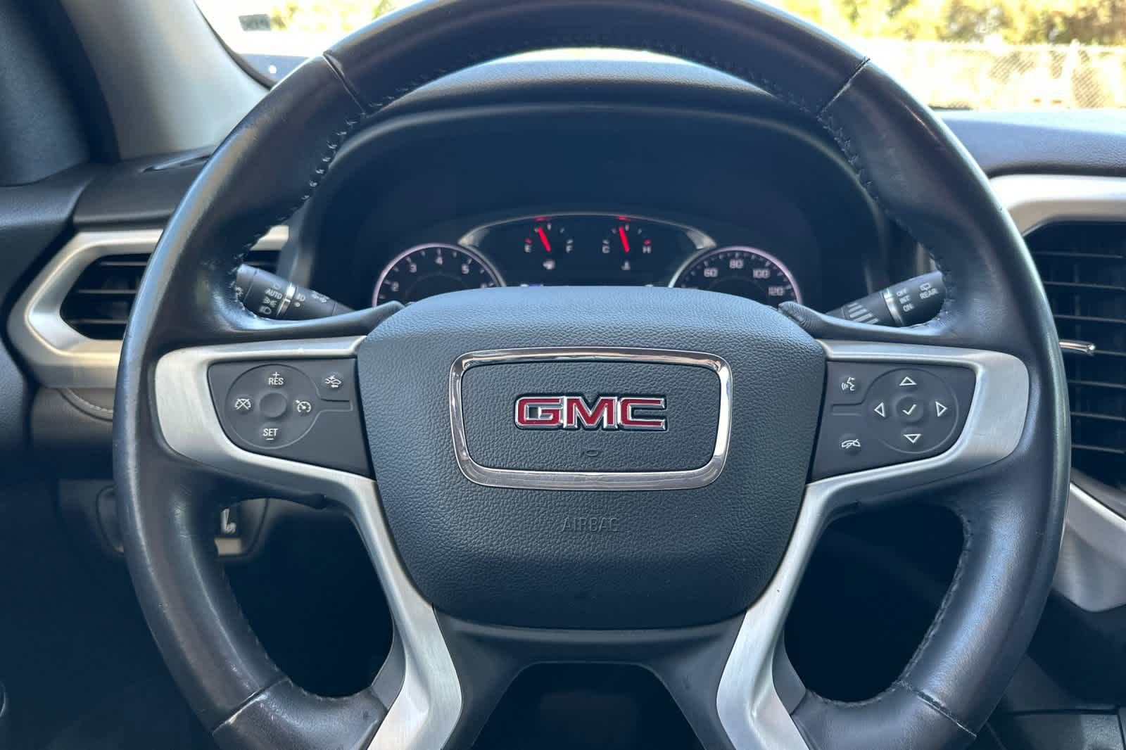 Used 2019 GMC Acadia SLT w/ LPO, Cargo Package FWD image 25