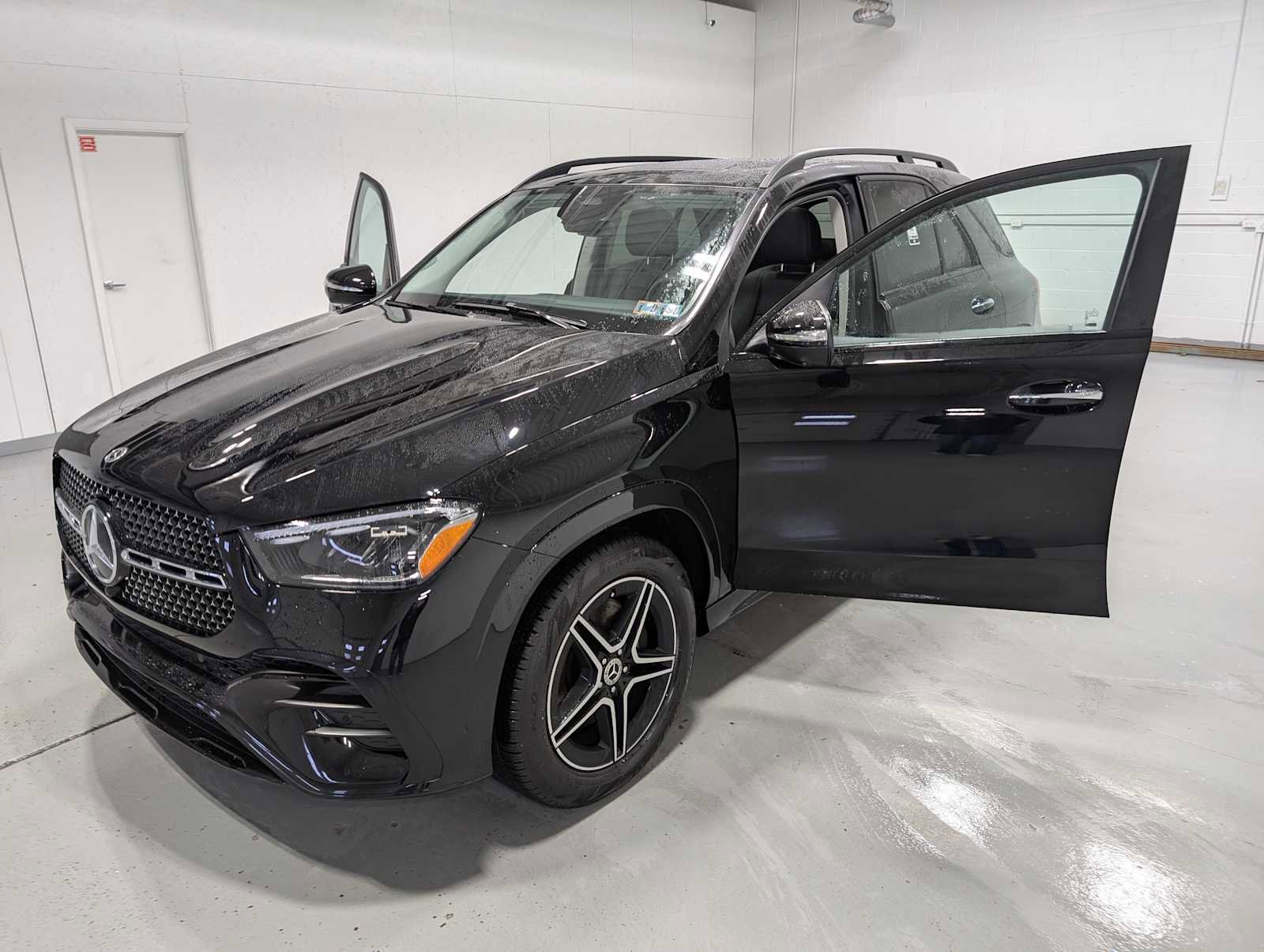 Certified 2024 Mercedes-Benz GLE 450 GLE 450 image 16