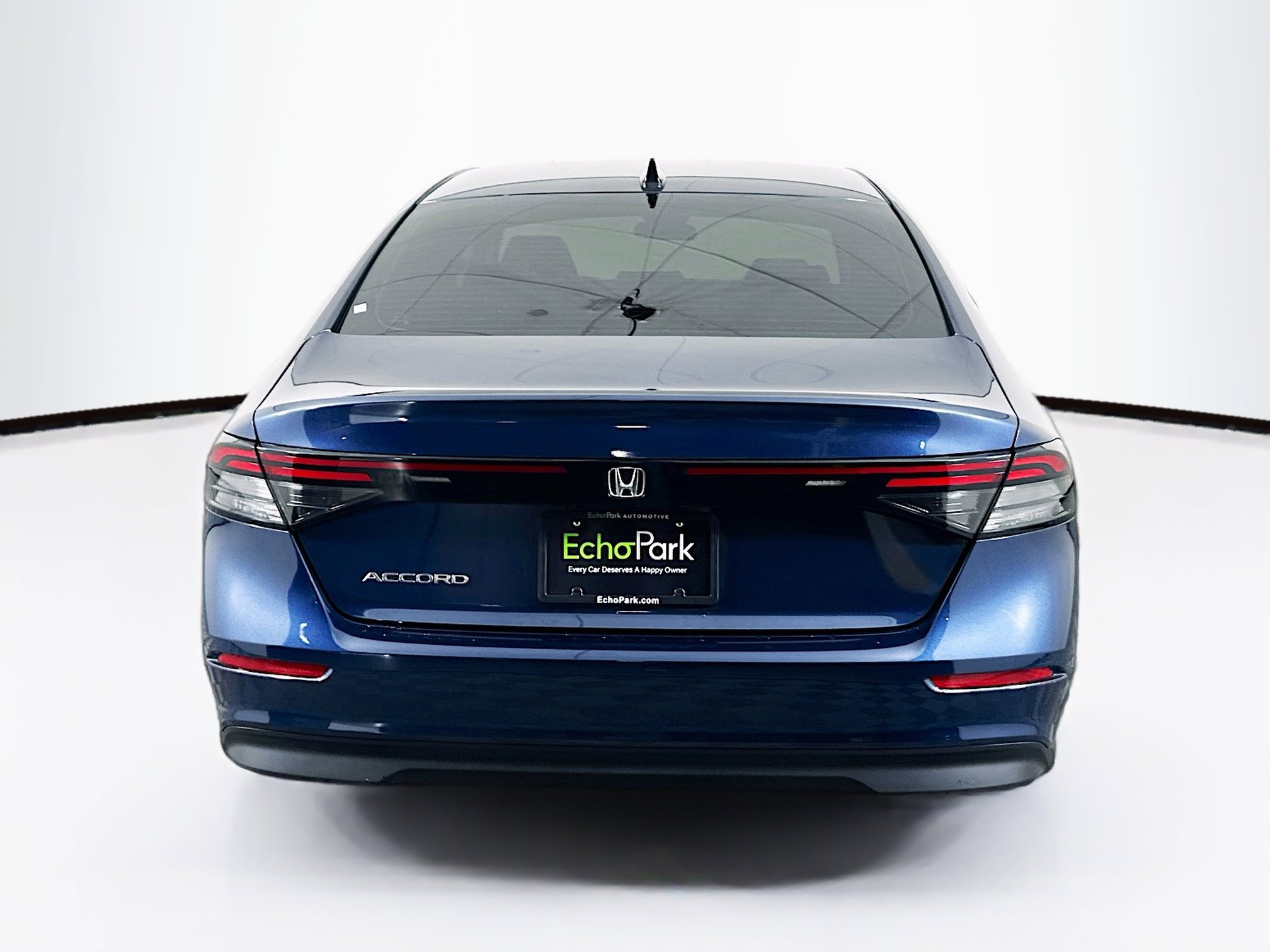 Used 2025 Honda Accord SE image 7