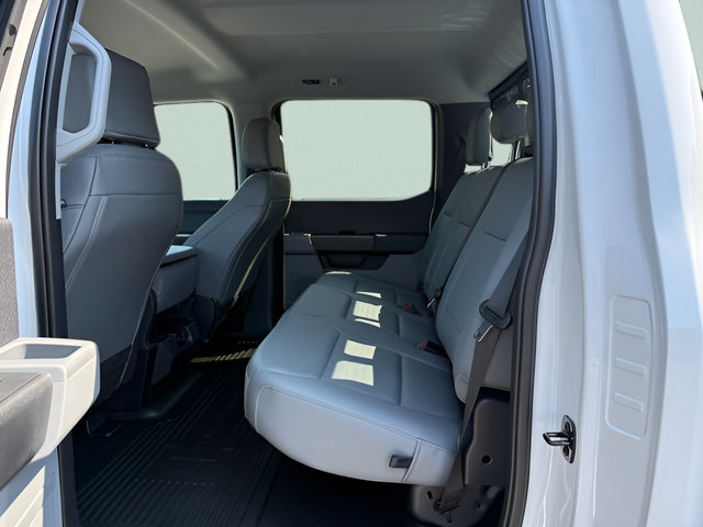 New 2026 Ford F350 XL w/ FX4 Off-Road Package AWD/4WD image 5