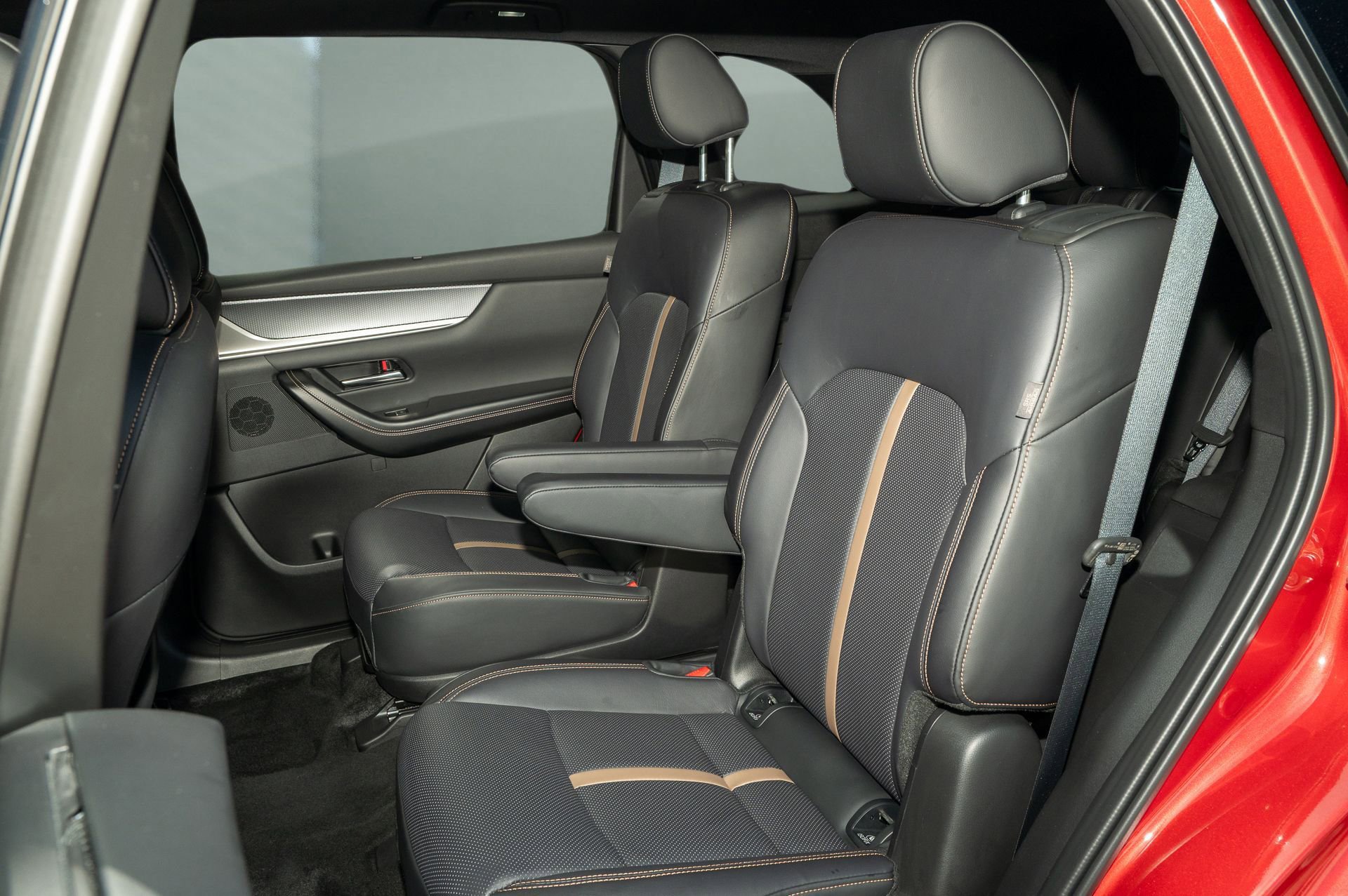 Used 2025 MAZDA CX-90 3.3 Turbo S w/ Premium Package image 7