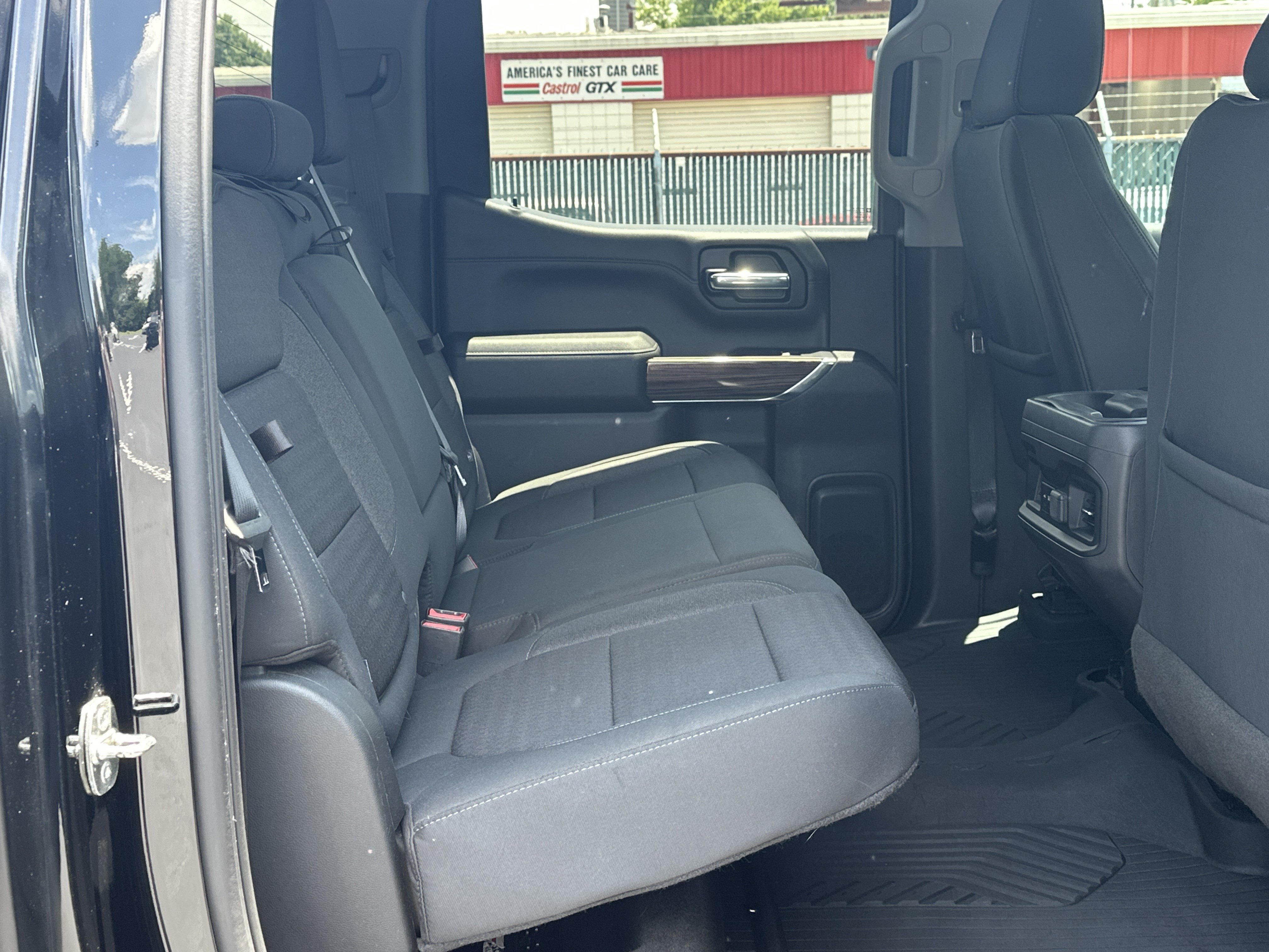 Used 2020 Chevrolet Silverado 1500 LT Trail Boss AWD/4WD image 13