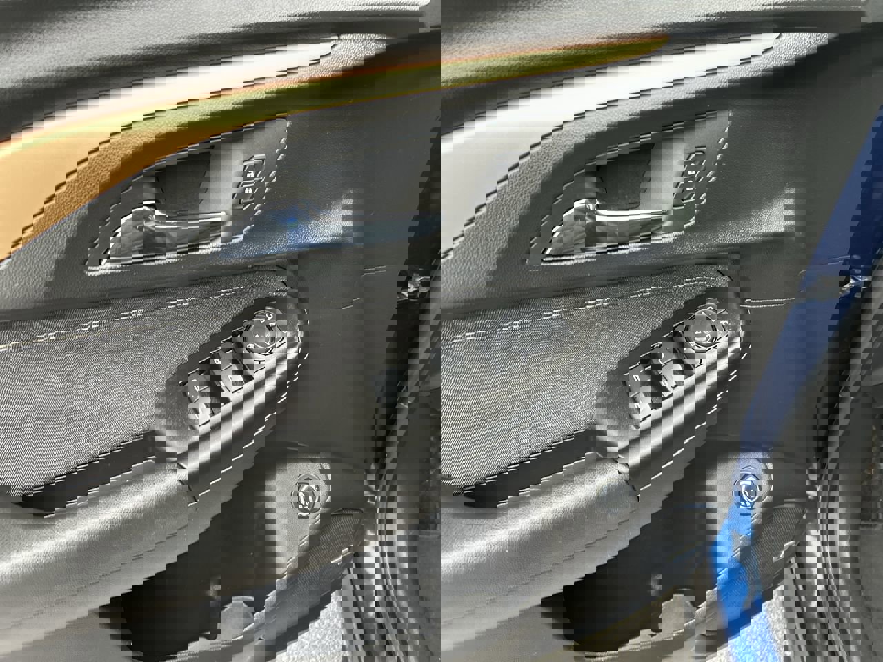 Used 2023 Chevrolet TrailBlazer ACTIV w/ Sun and Liftgate Package image 20