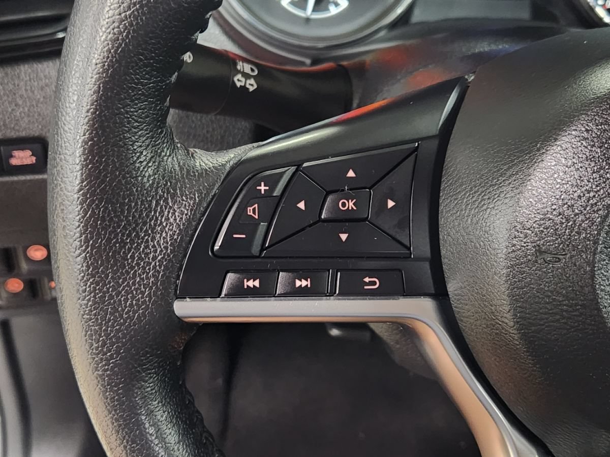 Used 2020 Nissan Rogue SL AWD/4WD image 48