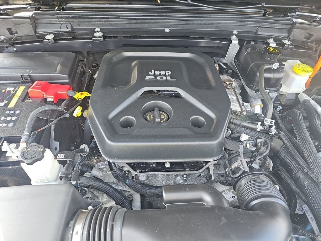 Used 2023 Jeep Wrangler Unlimited Rubicon 4xe image 6