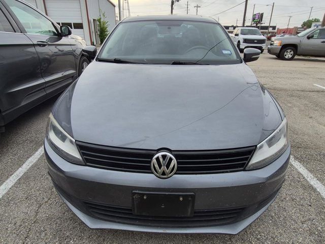Used 2012 Volkswagen Jetta TDI image 2