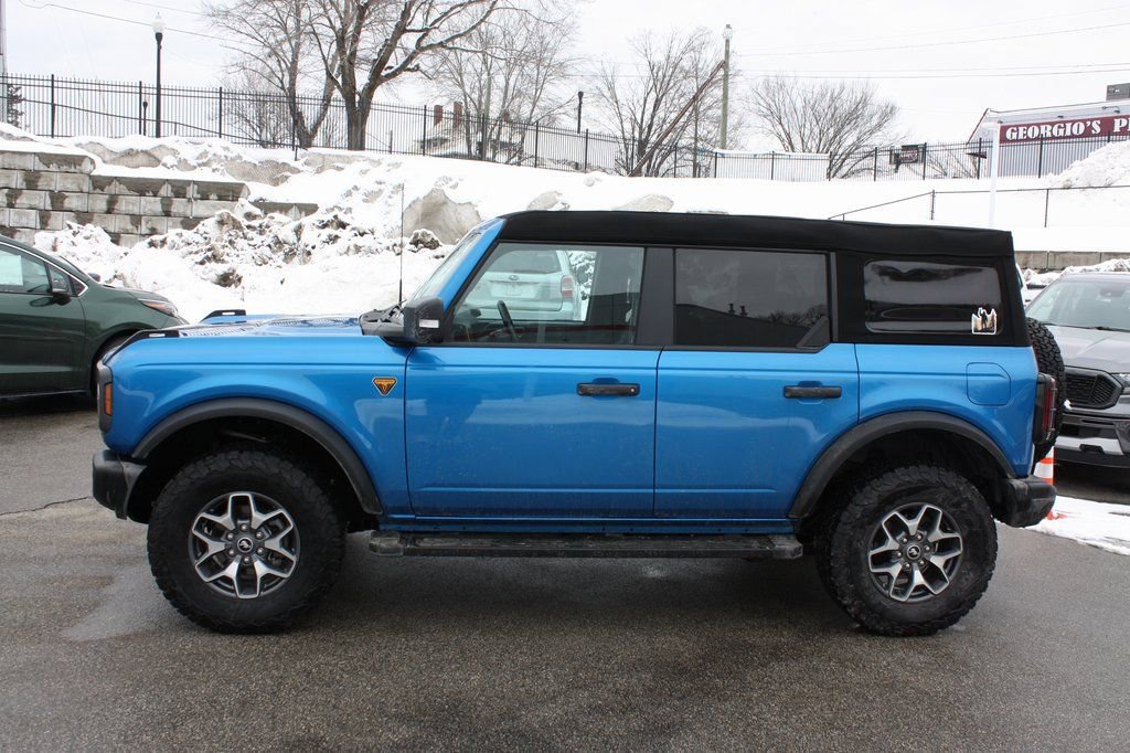 Used 2023 Ford Bronco Badlands image 4