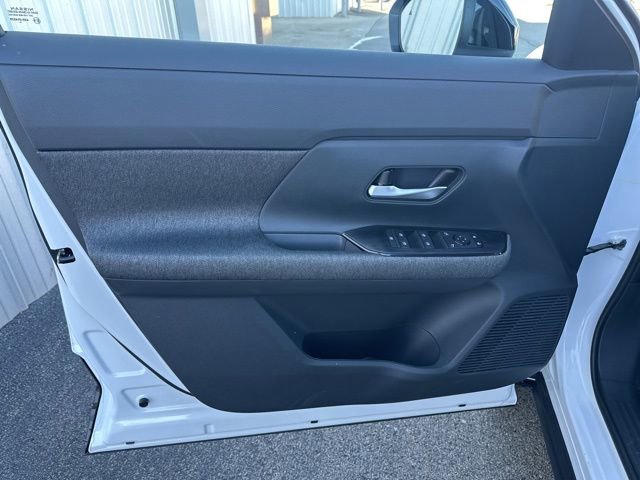 New 2026 Nissan Kicks SV w/ Cold Weather Package FWD image 28