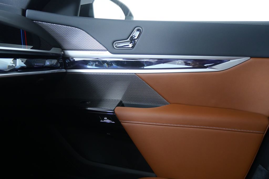 New 2026 BMW i7 xDrive60 w/ Executive Package AWD/4WD image 26