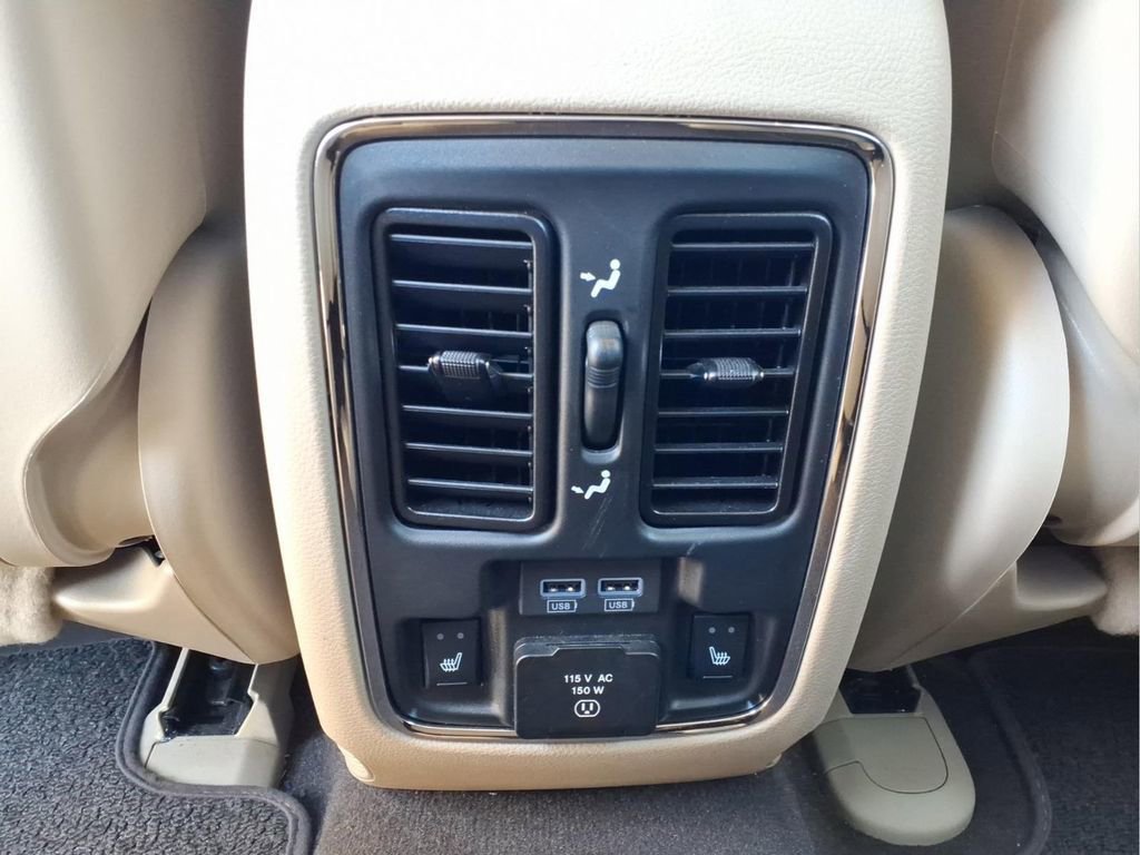 Used 2020 Jeep Grand Cherokee Summit w/ Platinum Series Group image 22