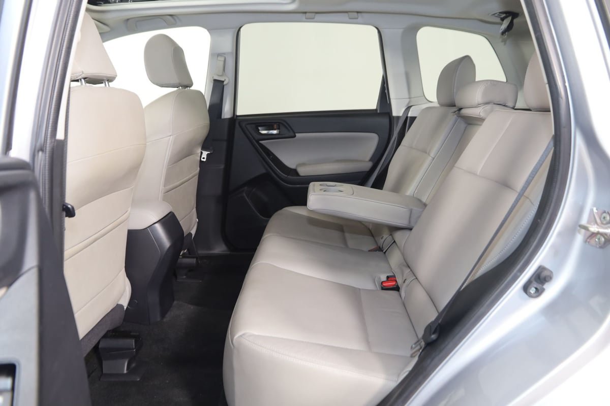 Used 2015 Subaru Forester 2.5i Limited AWD/4WD image 43