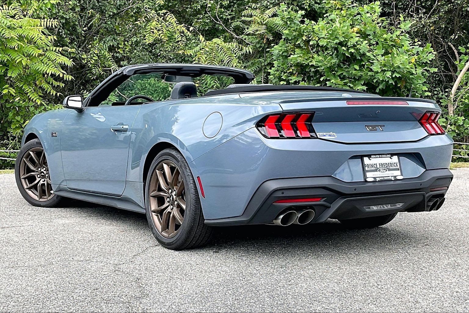 Used 2025 Ford Mustang GT Premium RWD image 12
