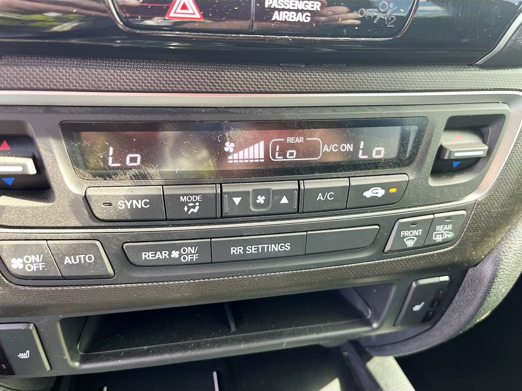 Used 2025 Honda Ridgeline TrailSport image 16