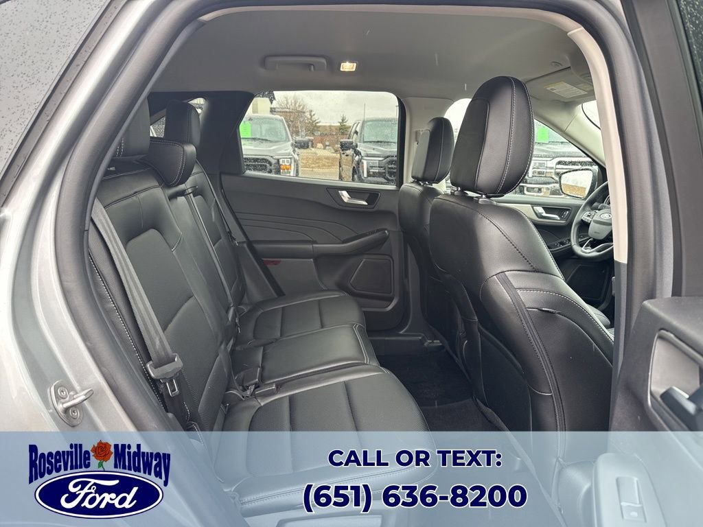 Used 2022 Ford Escape SEL image 37