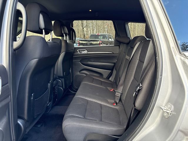 Used 2018 Jeep Grand Cherokee Laredo image 15