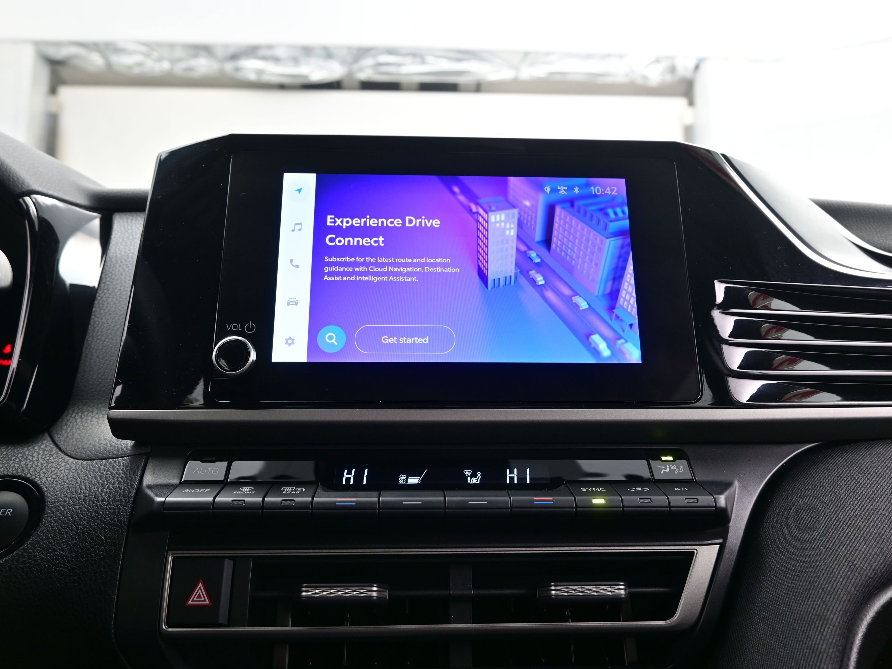 Used 2025 Toyota Camry LE image 18