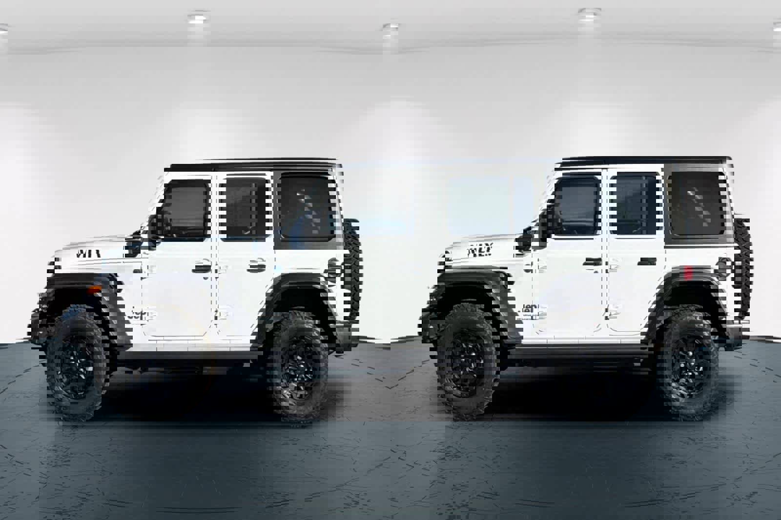 Used 2023 Jeep Wrangler Unlimited w/ Cold Weather Group image 9