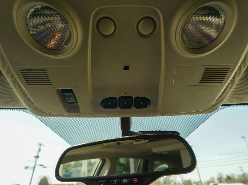 Used 2017 Buick Enclave Premium w/ Experience Buick Package image 28